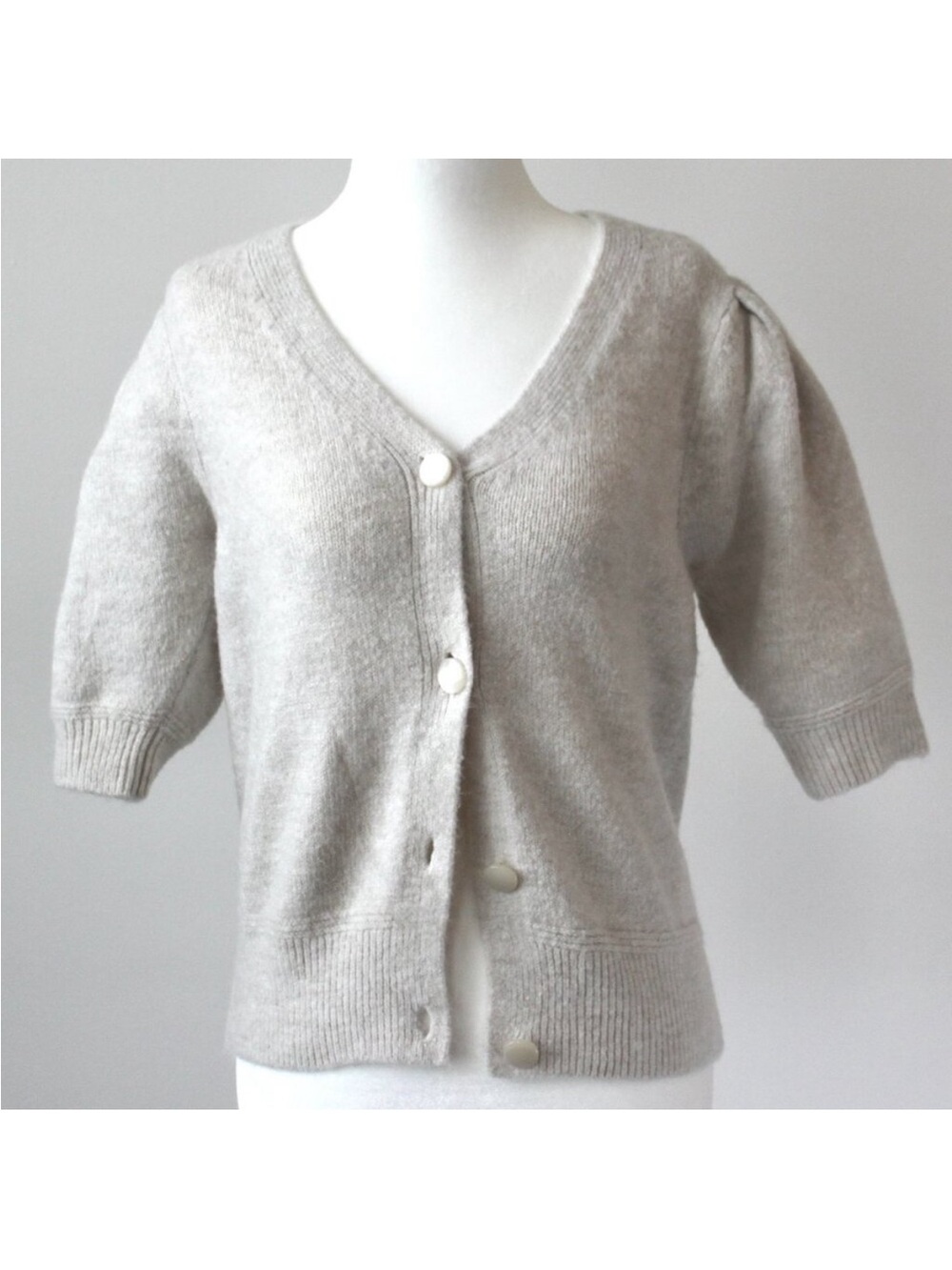 Versona Cream V-Neck Cozy Classy Short-Sleeve Button Cardigan Sweater Small